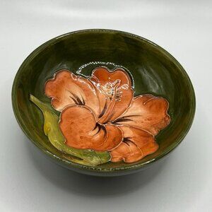 Moorcroft Coral hibiscus on Green 4.5" Dish, c1970s, with original paper tag